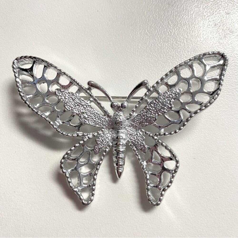 Sarah Coventry Butterfly Vintage Silver Tone Madame Brooch Pin Boho